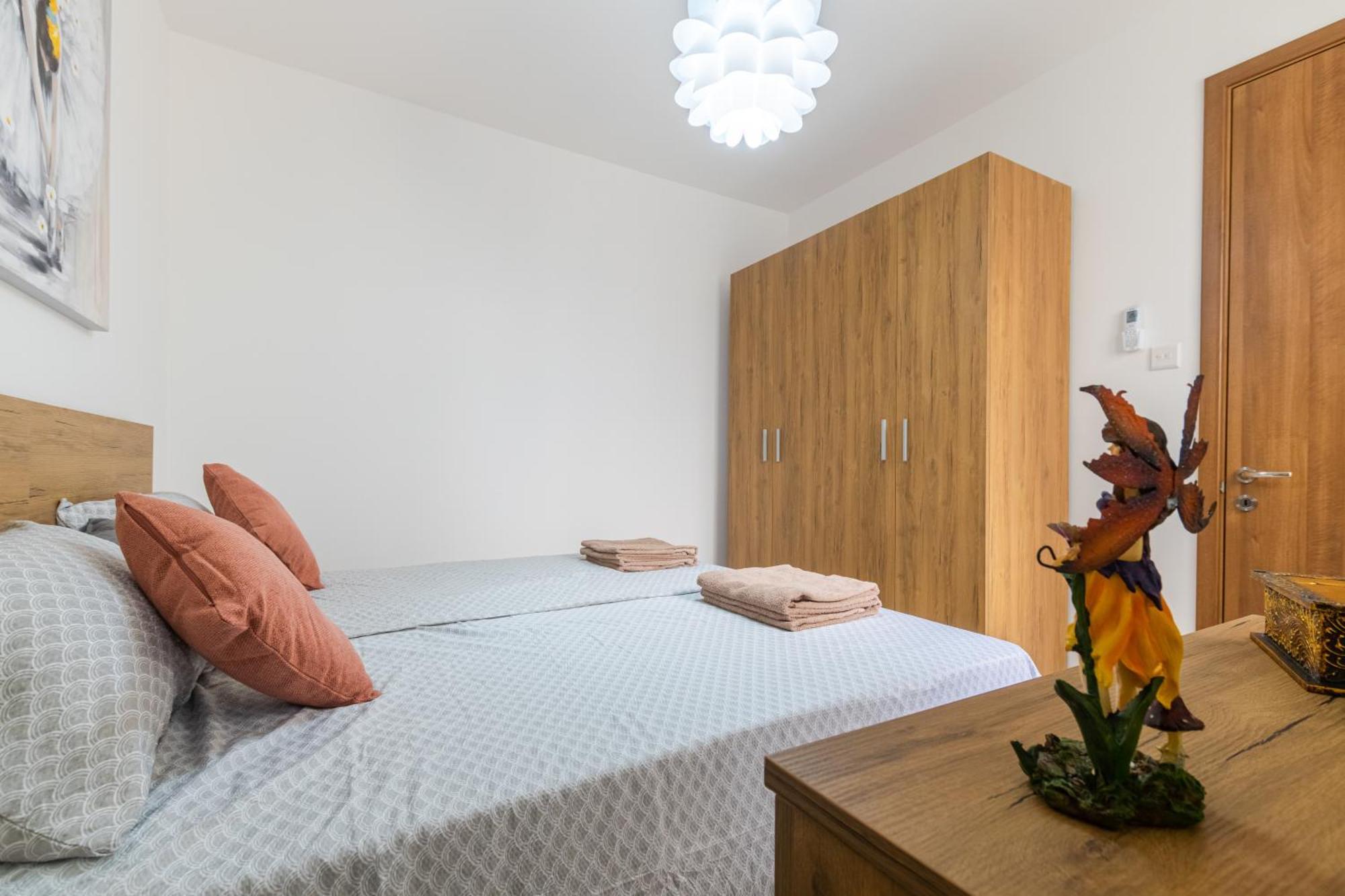 Spacious Brand New Apartment 3 Bdr 2Bth Bugibba San Pawl il-Baħar Eksteriør bilde